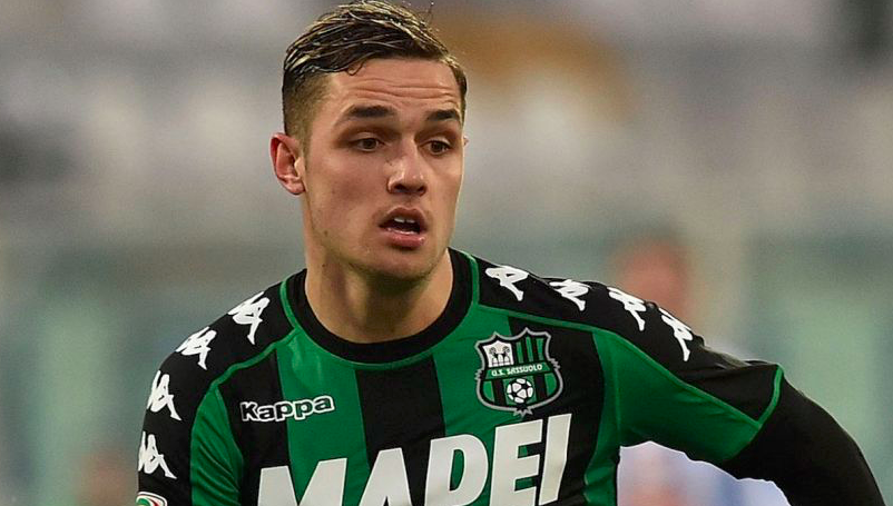 Lirola: “Oggi è un giorno molto felice per me. Da quando mi ha chiamato Pradè, volevo venire solo alla Fiorentina”