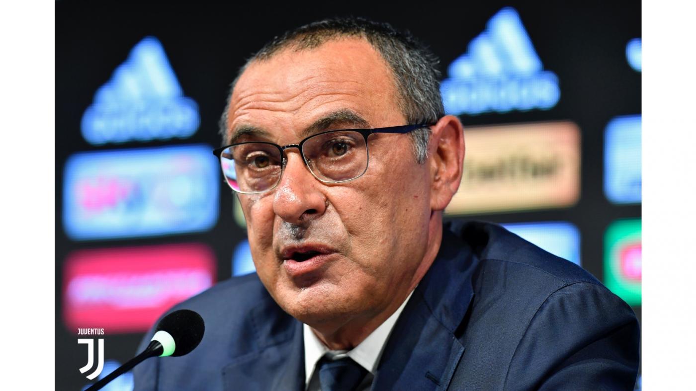 Sky Sport conferma, vicina la separazione tra Sarri e la Juventus, oggi dovrebbe arrivare la fumata bianca. Le ultime