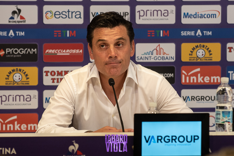 Montella: “I dirigenti sono arrabbiati ma hanno fiducia, non ho visto Commisso. Viviamo il nervosismo ma…”