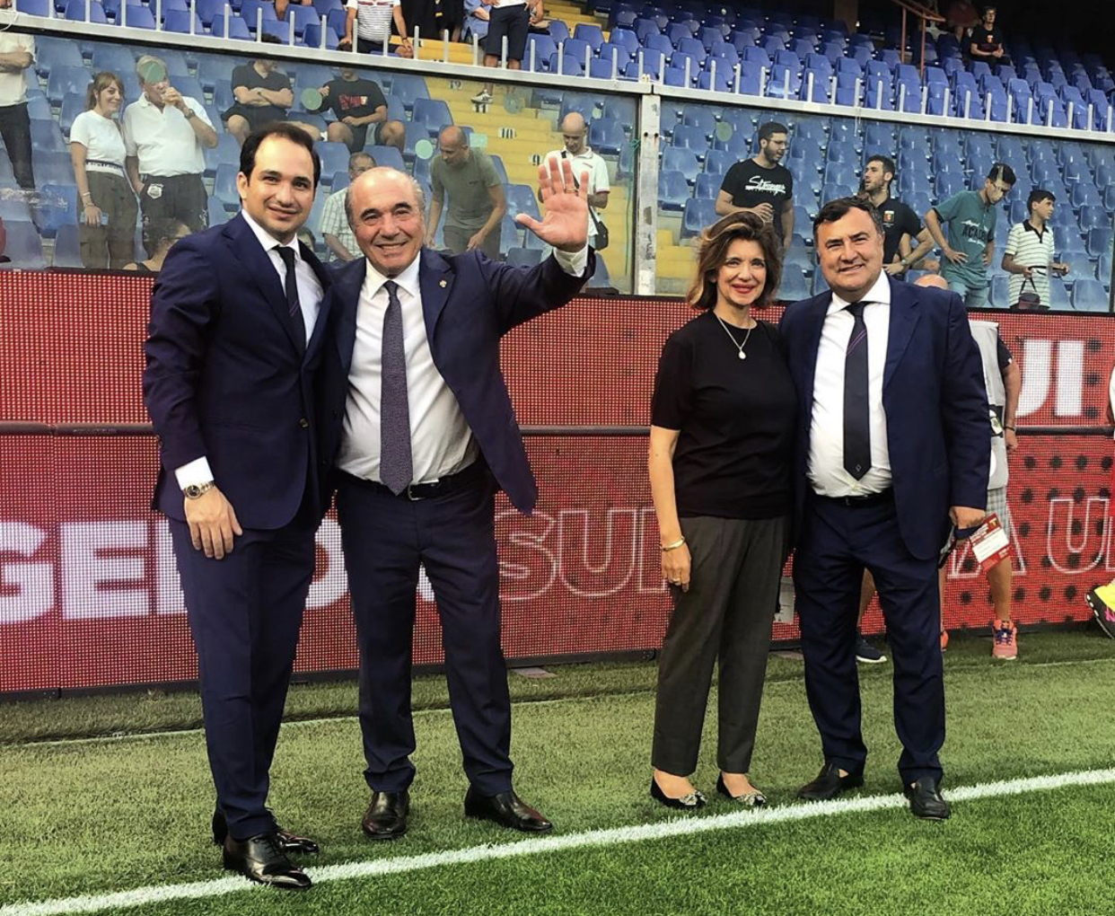 Gazzetta, Commisso, Barone e Pradè sono con Montella. La società viola è convinta del rilancio