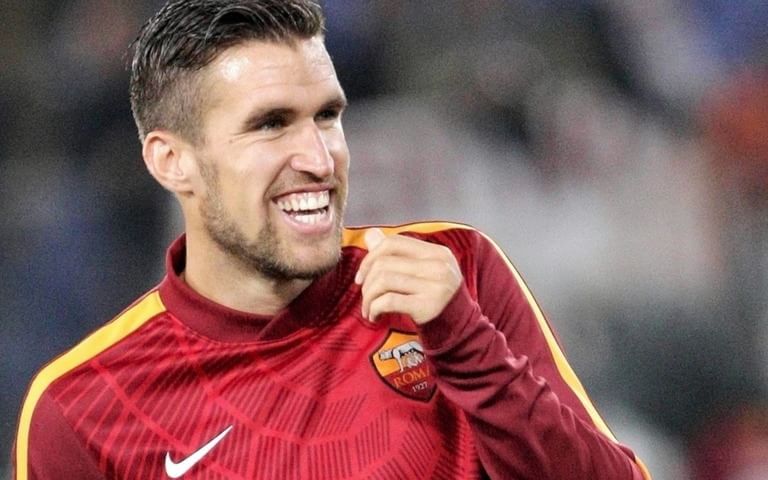 Repubblica, l’ultima idea della Fiorentina è riportare in Italia Kevin Strootman, può arrivare anche in prestito