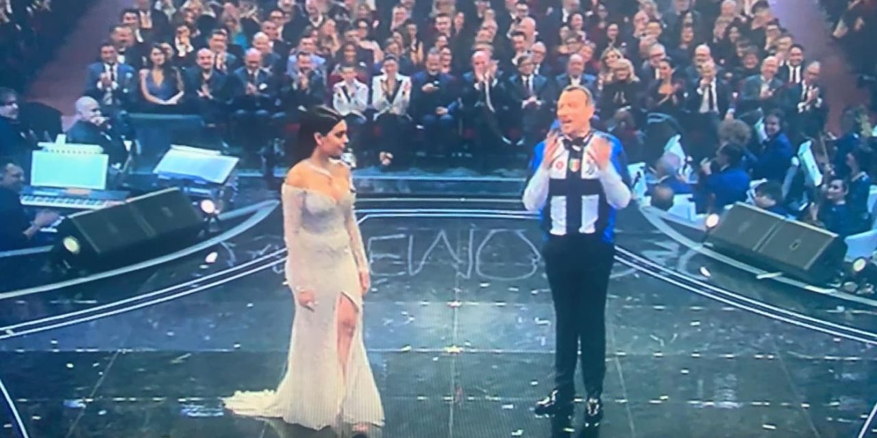 (VIDEO) Amadues è vestito con la maglia della Juve, Masini scuote la testa e gli dà di pazzo