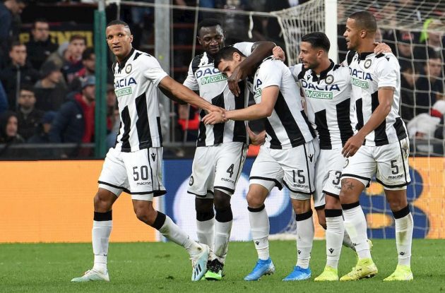Dopo la positività di Vlahovic, l’Udinese si mette in autoisolamento. Il comunicato del club