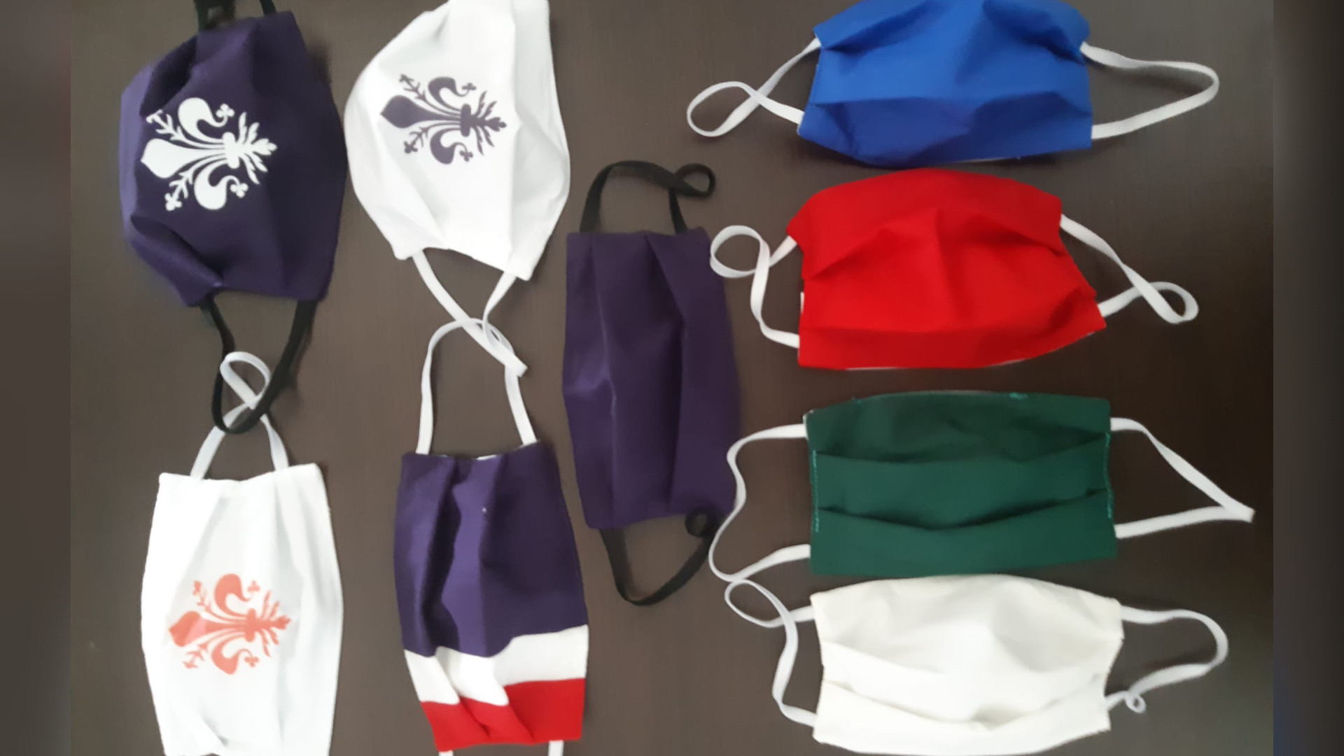 Da Pistoia all’Italia intera: l’esperienza di un’azienda tessile riconvertita per l’emergenza Covid, ed il tifo viola da diffondere