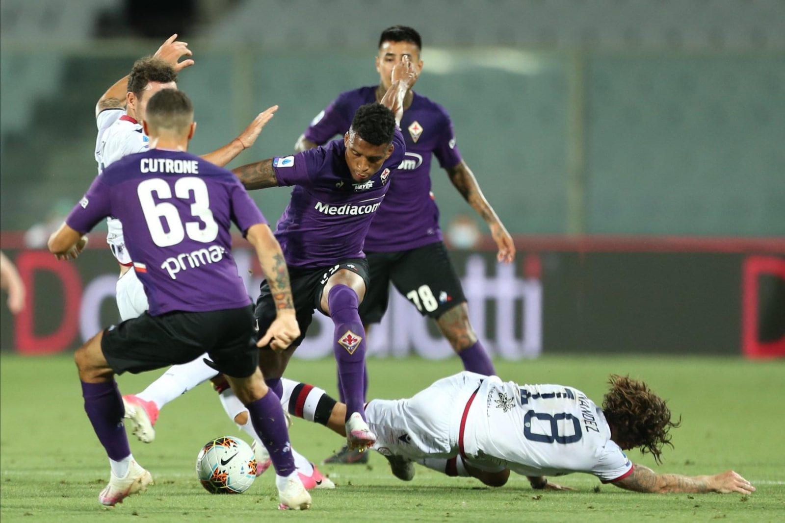 Moviola Gazzetta, manca un giallo a Nandez per fallo su Ribery. Manganiello da sufficienza