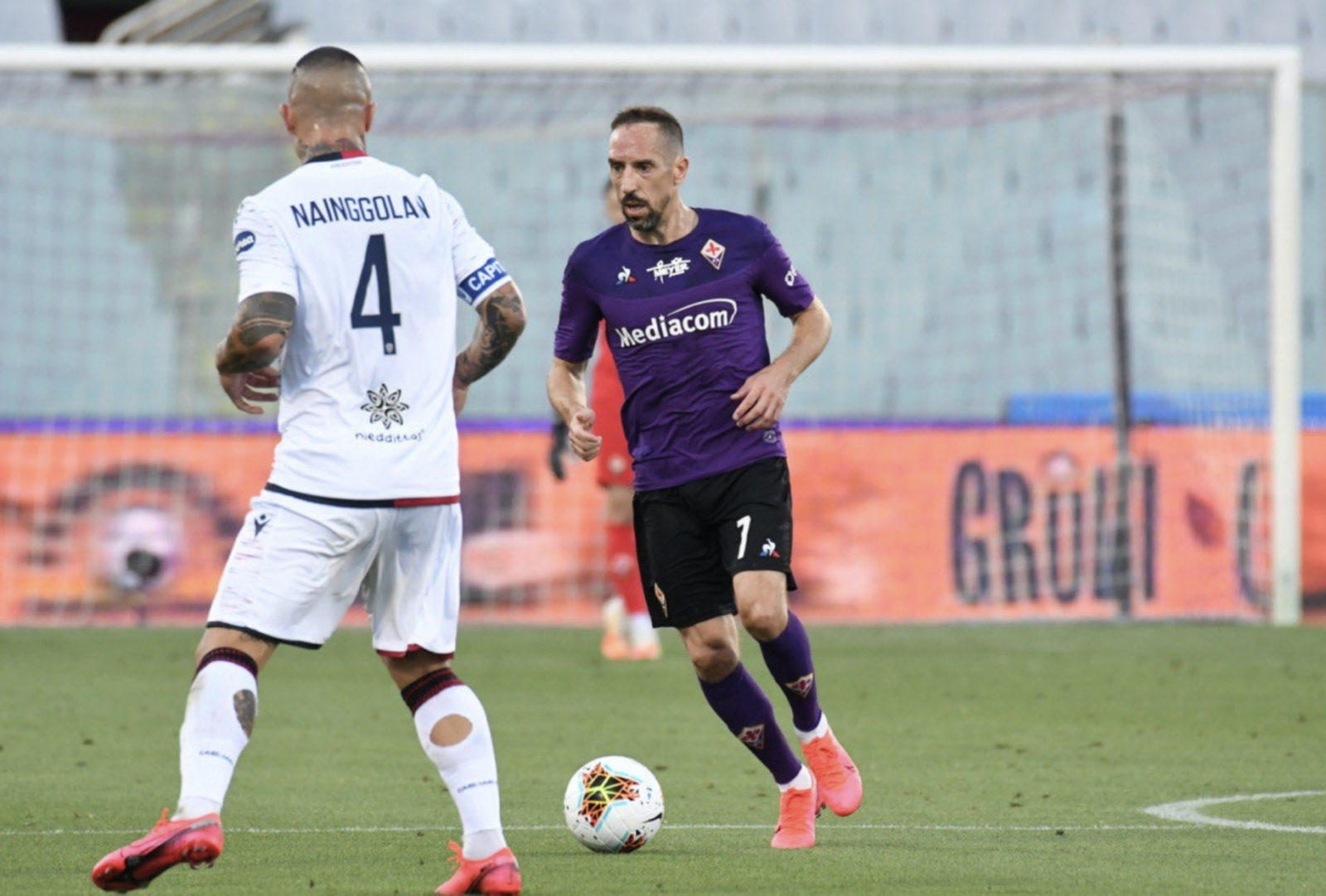 Ribery: “Marcia indietro? No, ho firmato per la Fiorentina. Viola per sempre”