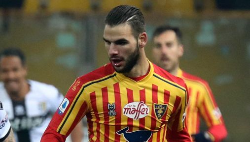 Calciatore positivo al Covid-19 anche in Serie B, si tratta di Tachtsidis del Lecce, è in isolamento