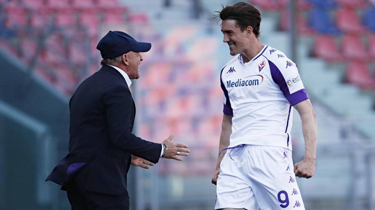 Iachini: “Vlahovic è da top club. E’ un predestinato ed ha fame come Dybala, ricorda Vieri”