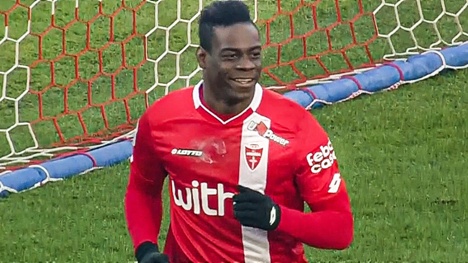 Balotelli, è flop anche in serie B. Il Monza ha deciso di non rinnovare il contratto al giocatore di Raiola