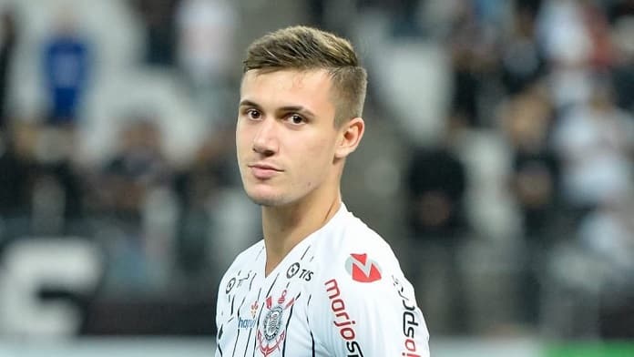 La Fiorentina interessata al terzino sinistro italo-brasiliano del Vasco Da Gama Lucas Piton