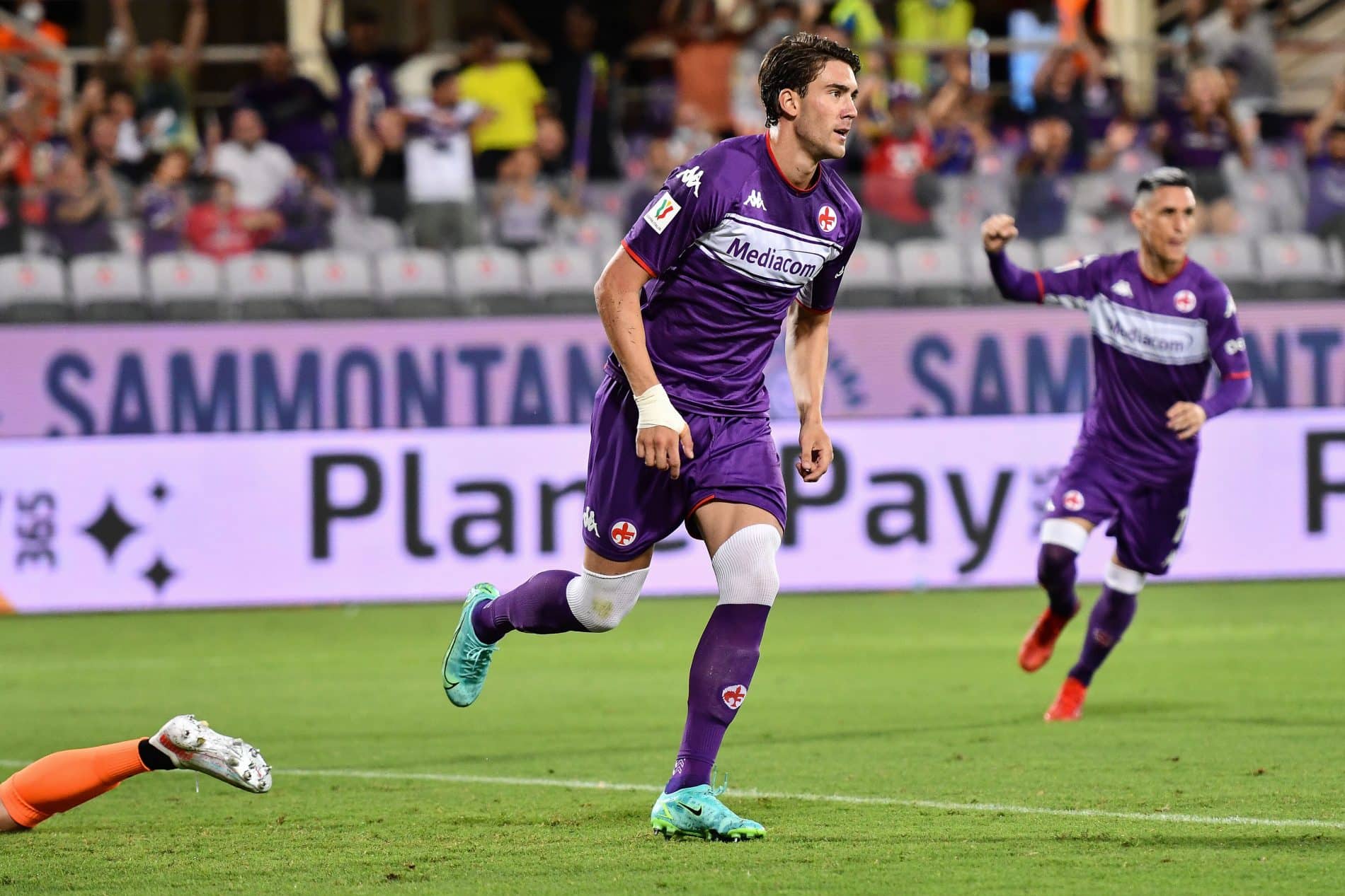 Il Corriere dello Sport scrive: “Vlahovic? Se si vende si continuerà a vivacchiare, il 15° posto sarà l’obiettivo”