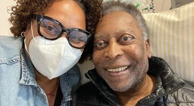 Pelè ricoverato nuovamente in ospedale ed in gravi condizioni per uno scompenso cardiaco