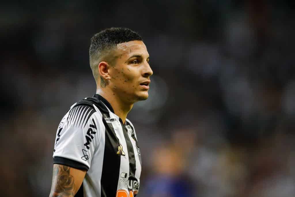 Dalla Spagna, la Fiorentina interessata a Arana terzino sinistro del Mineiro. Da battere Porto e Wolwes