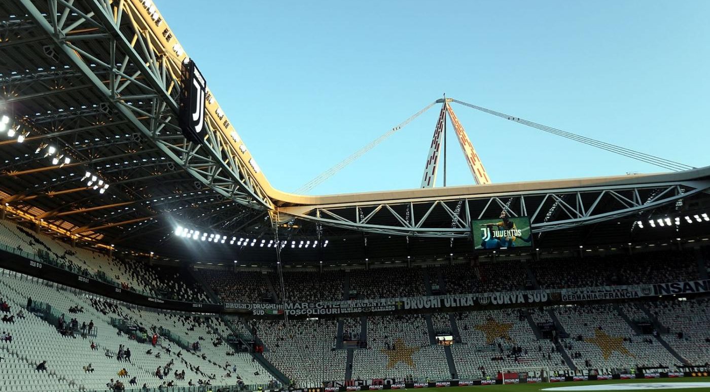 Bari e Foggia umiliano la Juventus, più tifosi allo stadio in Puglia che in Juve-Roma