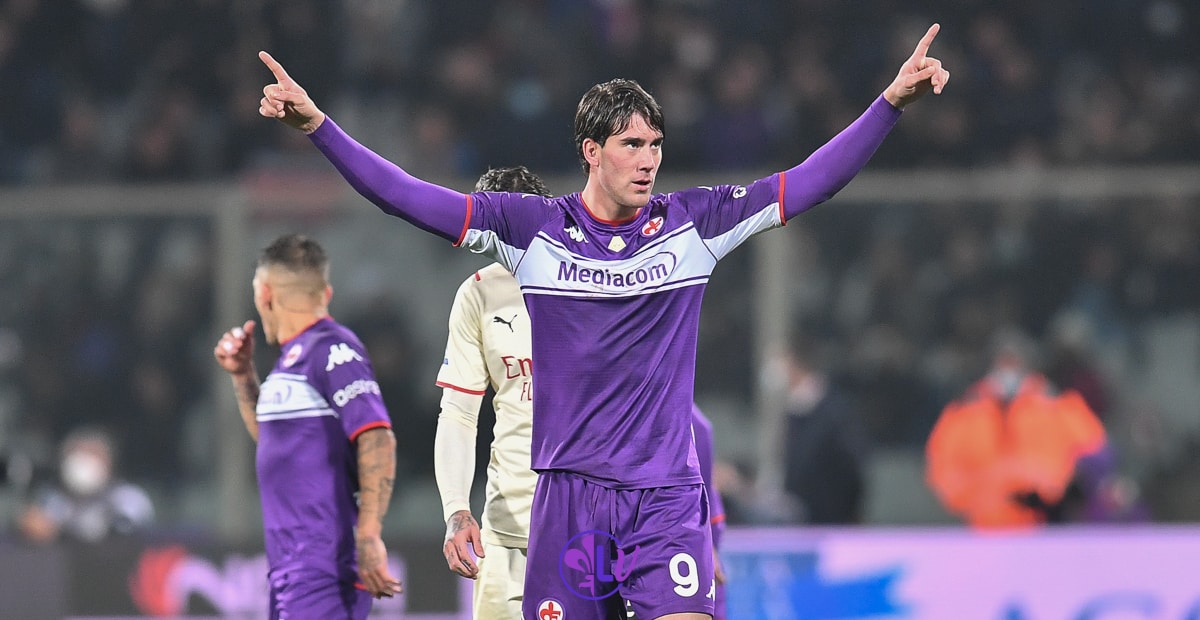 Al 66′ Vlahovic dal dischetto firma il 3-1 per la Fiorentina contro il Bologna