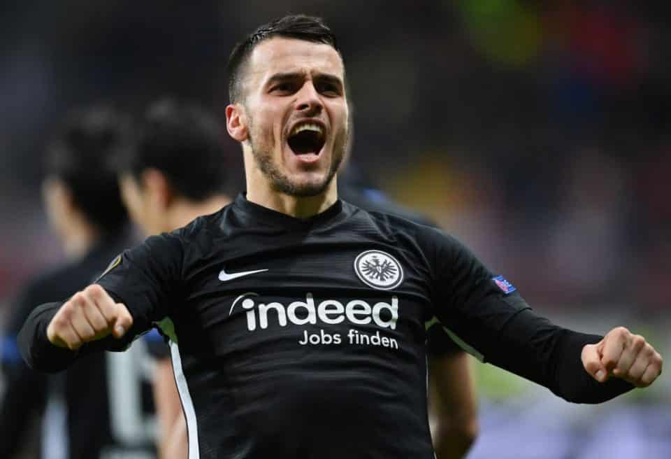 Tuttosport, Kostic cambia agente, servono 10 milioni. Inter in pole ma c’è anche la Fiorentina 