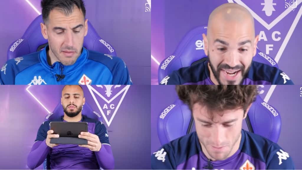 La Fiorentina mostra ai giocatori viola e a Italiano il suo nuovo stemma, le reazioni riprese in un video