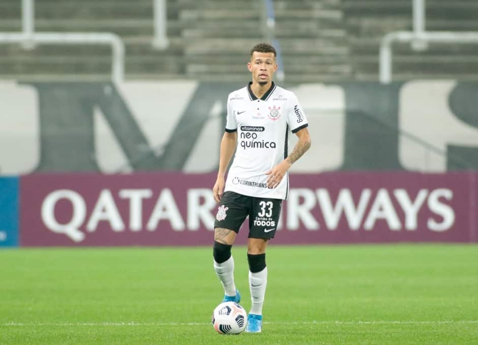 Dalla Turchia: “La Fiorentina vuole il promettente difensore brasiliano Joao Victor. Costa 10 milioni”