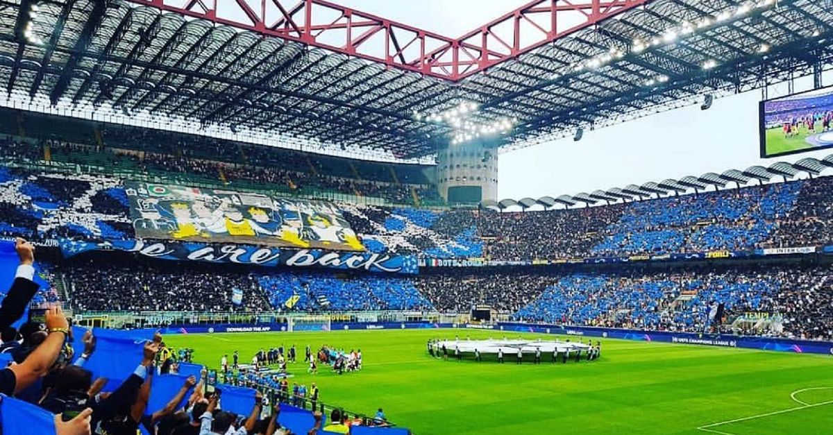 L’Inter dimezza i prezzi per la partita contro la Fiorentina, San Siro è già quasi tutto esaurito