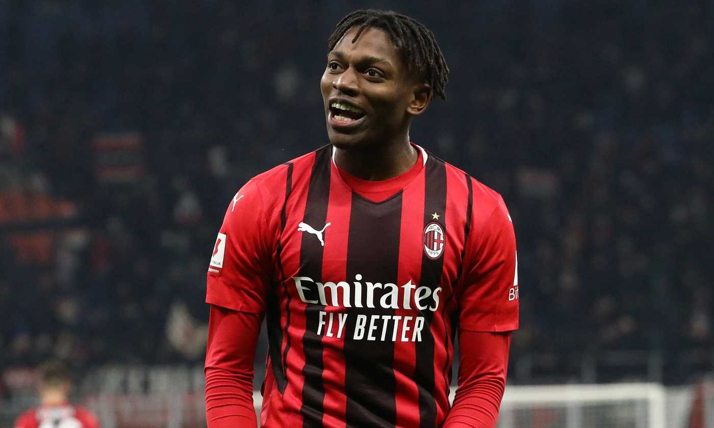 All’82’ il Milan passa in vantaggio contro la Fiorentina, errore di Terracciano, Leao segna