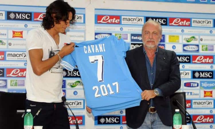 De Laurentiis: “Cavani? Se uno non gioca, anche se è simpatico e ama la città ti crea dei problemi”