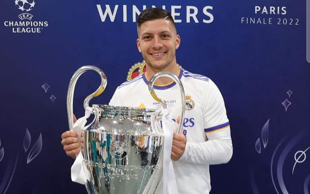 Sky Sport, Jovic arriverà alla Fiorentina in prestito con diritto di riscatto. Il Real voleva l’obbligo