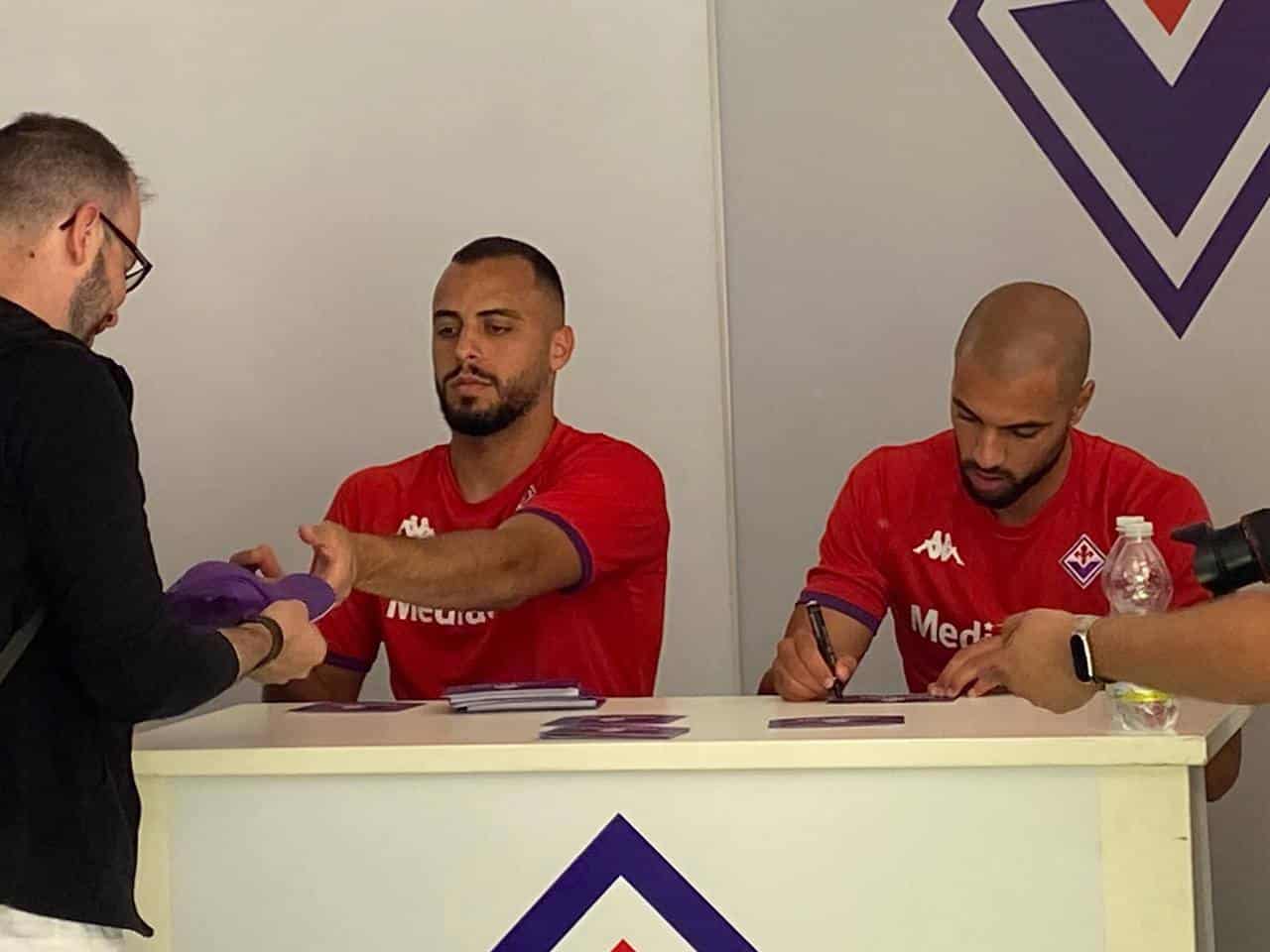 Terminato l’allenamento mattutino della Fiorentina. Adesso foto ed autografi con Cabral ed Amrabat