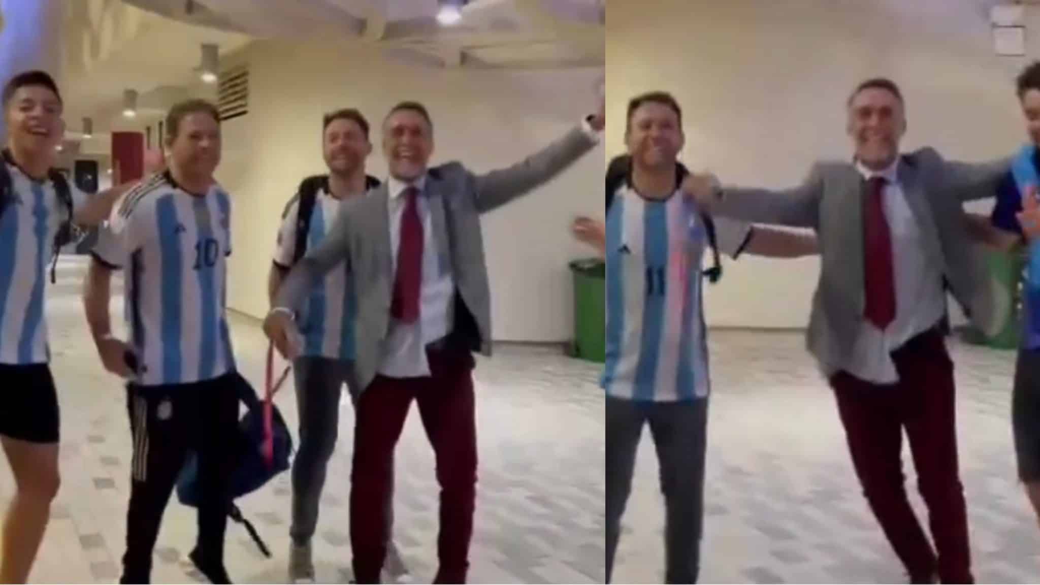 Batistuta scatenato con i tifosi dopo la vittoria dell’Argentina in Qatar, salta e canta fuori lo stadio