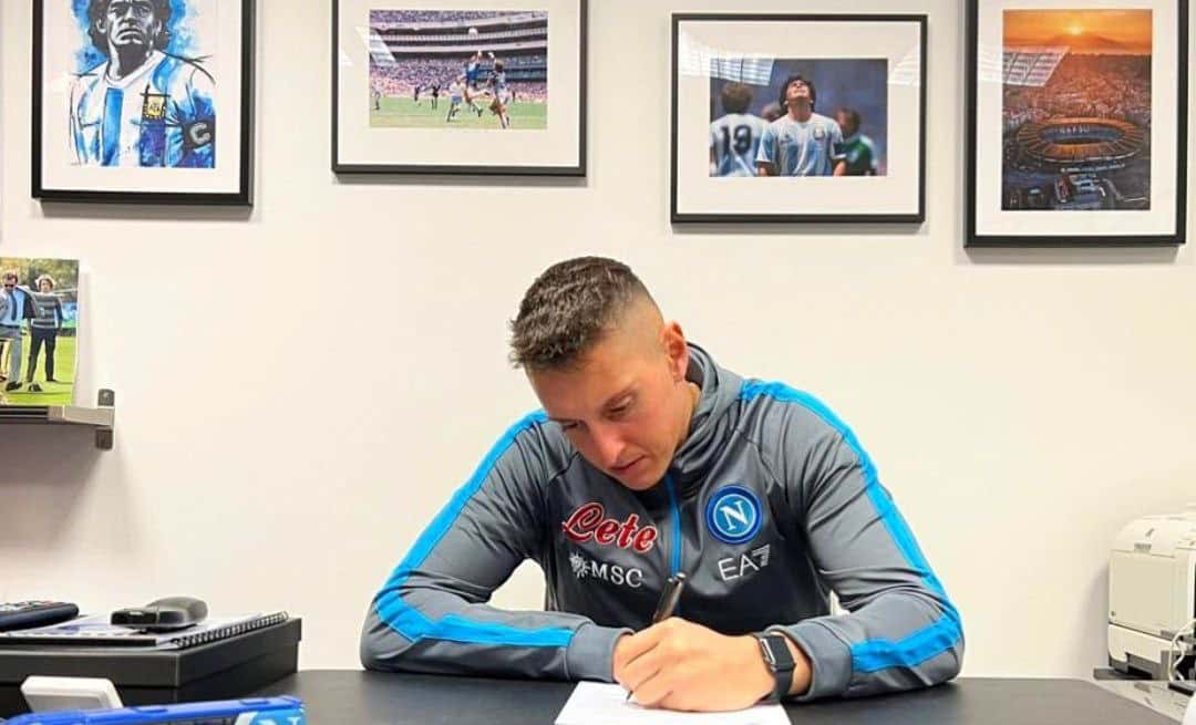 Le prime parole di Gollini da giocatore del Napoli: “Grazie di cuore. Poche parole, tanta fame e lavoro”