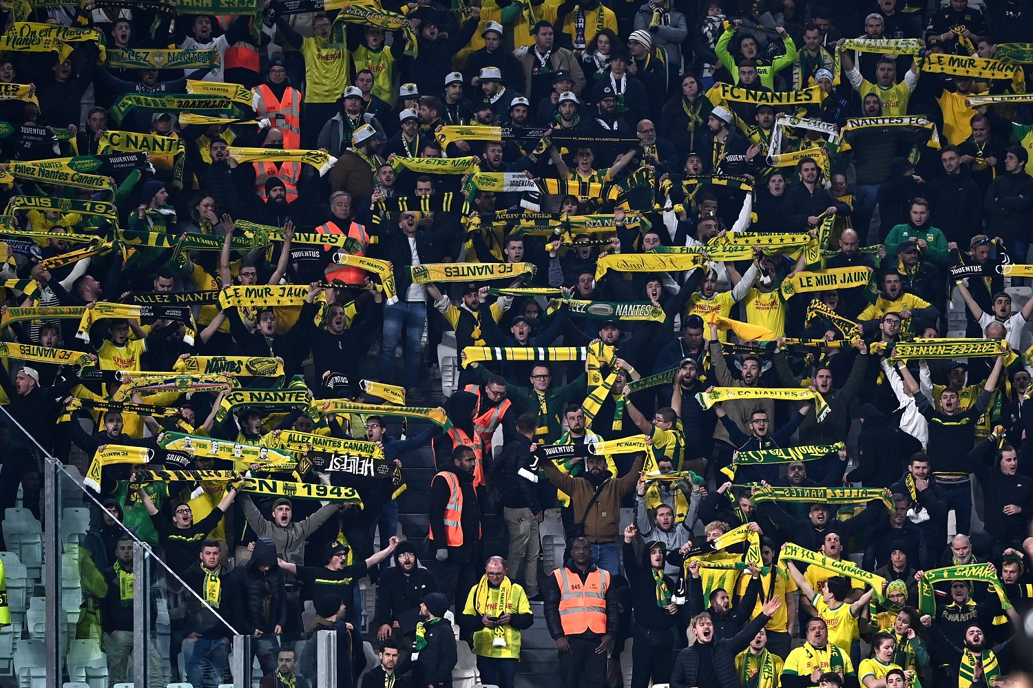 Tifosi del Nantes provocano la Juventus intonando il coro: “Serie B!”. Bianconeri derisi dai francesi