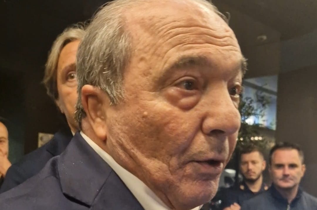 Ancora Tuttosport: “Commisso guarda i tuoi conti. Ed intanto la Juve versa altri soldi per l’ingaggio di Arthur”