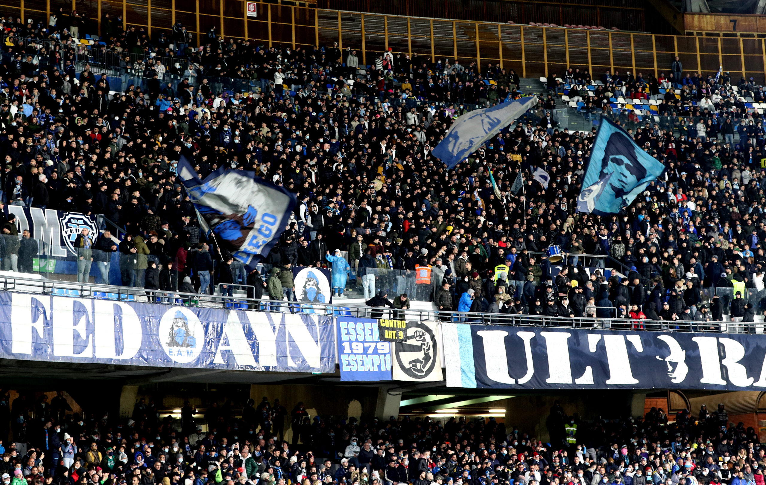 Terremoto a Napoli, la Curva B tranquillizza tutti: “Ci fosse un allarme durante la partita, ci penseremo noi”