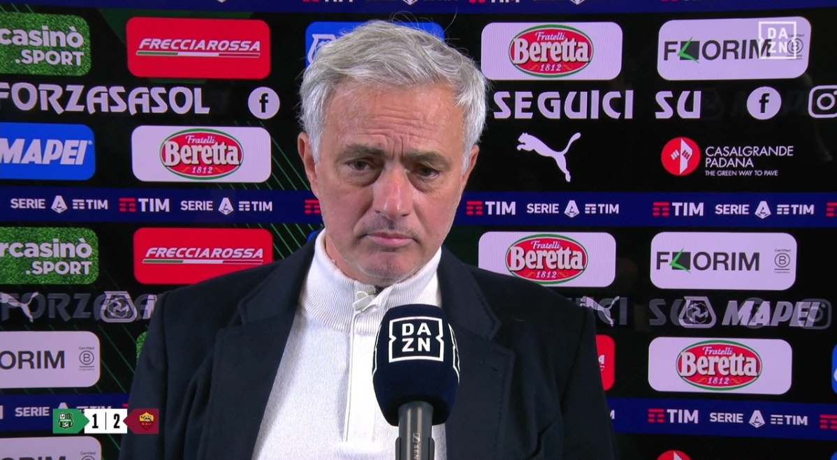 Clamoroso Mourinho, si rifiuta di parlare in italiano e risponde in portoghese: “Non so bene la lingua”