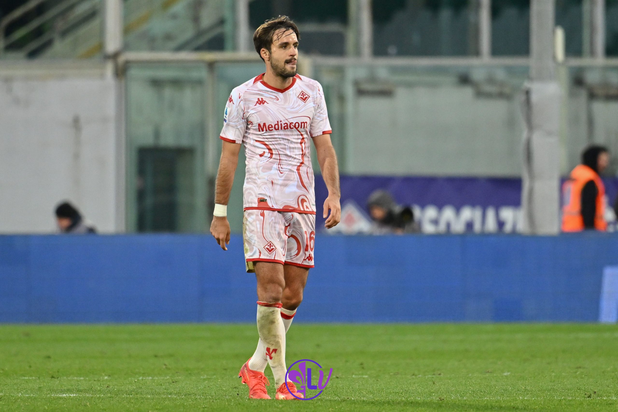 Gazzetta: “La peggior Fiorentina della stagione doveva stare sotto di 3-0. Una viola dimezzata dalle assenze” 