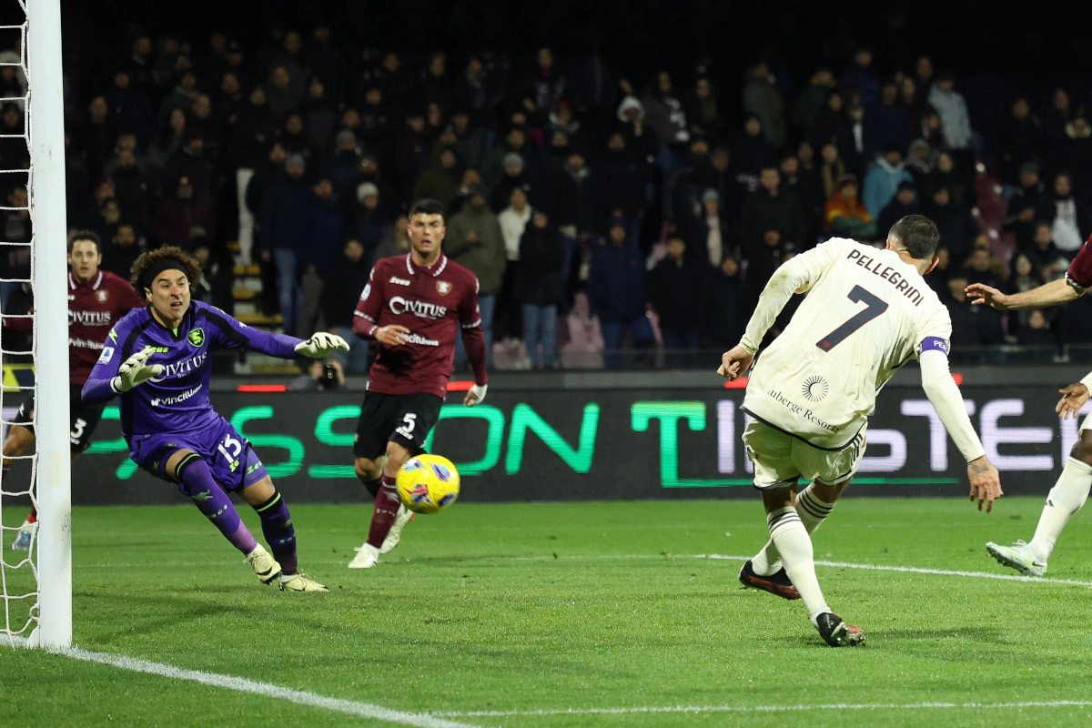Roma vince all’Arechi con Dybala e Pellegrini. La Fiorentina scivola al sesto posto in classifica