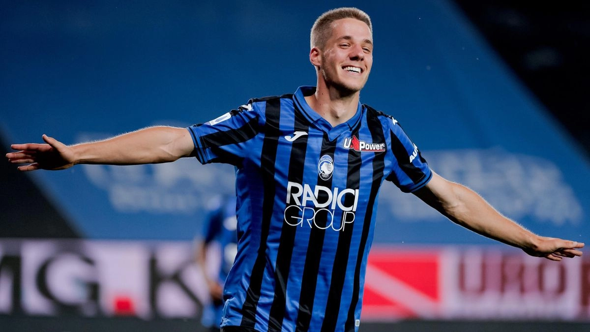 L’Atalanta non perde un colpo, salda al 4° posto, vola a +8 dalla Fiorentina. Pinamonti sbaglia il rigore