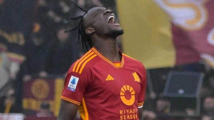 Da Roma rivelano: “Anche la Fiorentina tra le squadre che hanno chiesto informazioni per Abraham”