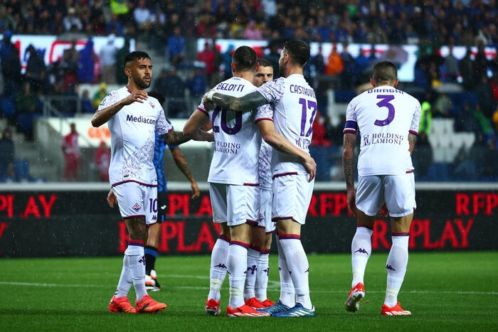 La Fiorentina finisce la stagione con una vittoria, 3-2 all’Atalanta. Prima doppietta in viola per Belotti