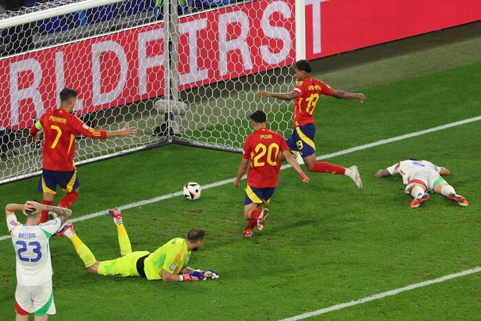 La Spagna batte l’Italia. Senza Donnarumma sarebbe stata umiliazione. Spalletti sbaglia tutti i cambi