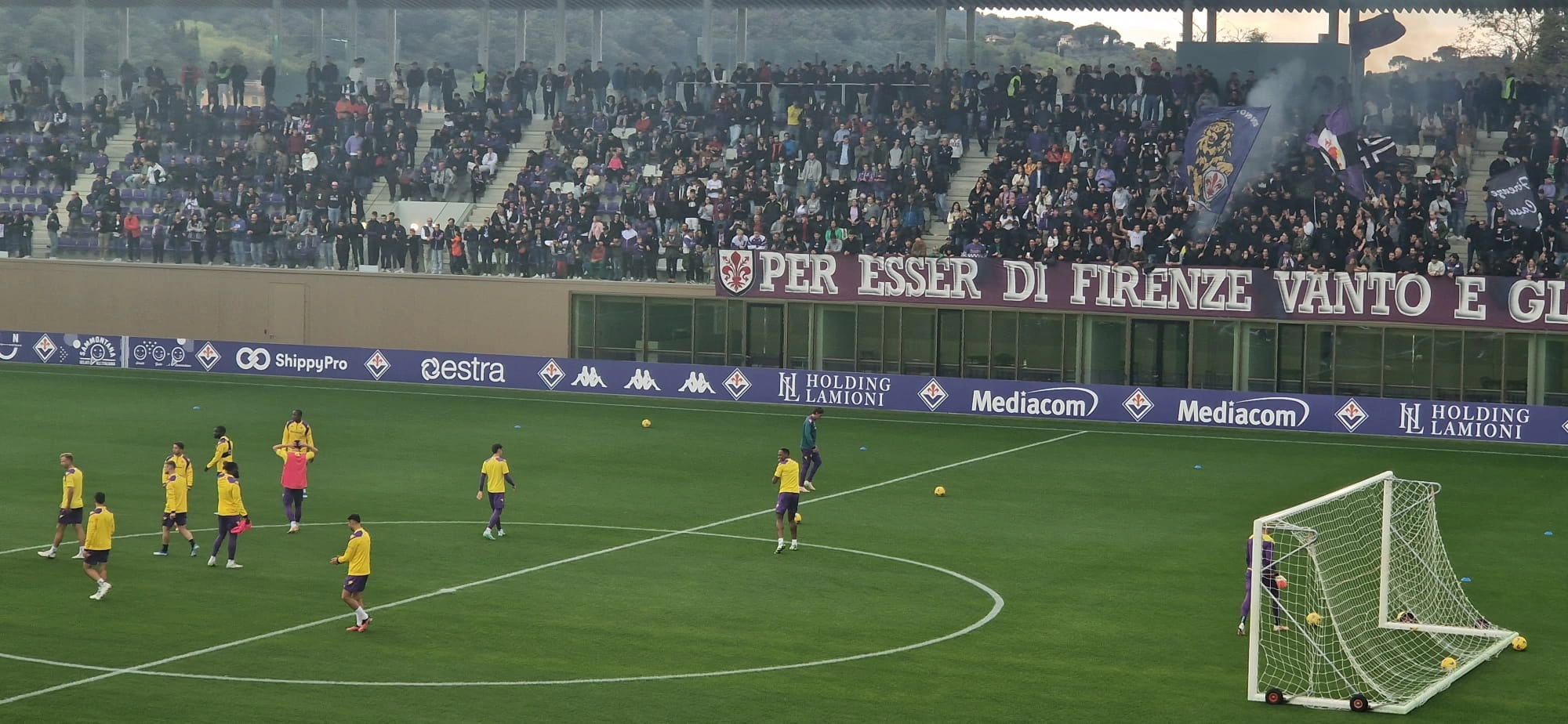 La Fiorentina ha aperto le prenotazioni per gli allenamenti del 10 e dell’11 luglio, il biglietto è gratuito