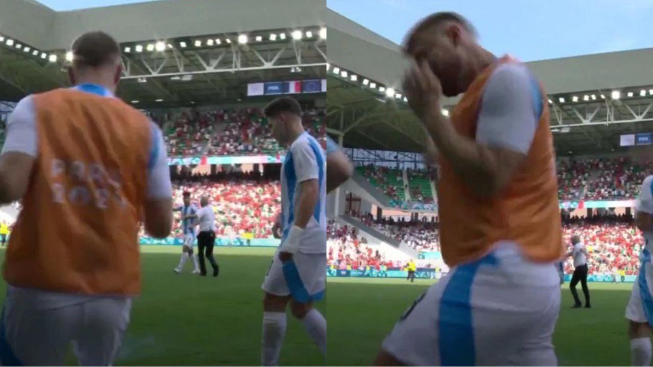 I tifosi del Marocco lanciano petardi sui giocatori dell’Argentina, Beltran sfiorato. Il video