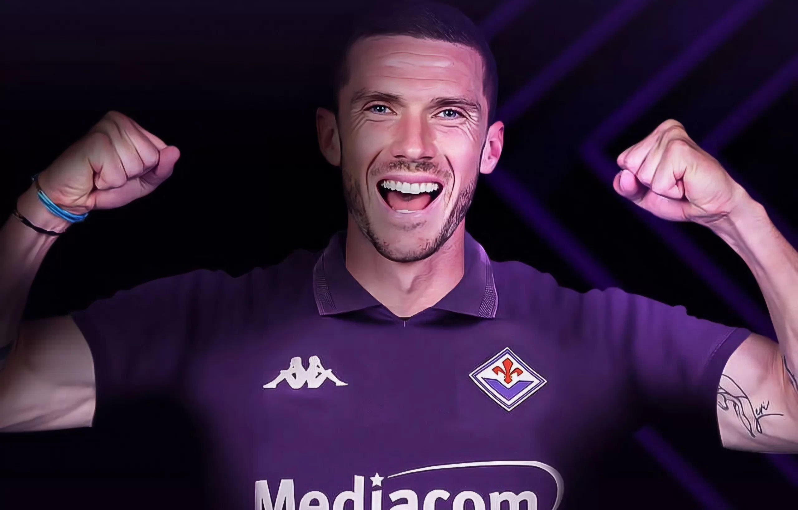 Gosens è arrivato in Italia: “Felice di essere alla Fiorentina, non vedo l’ora di iniziare”. Ora Viola Park