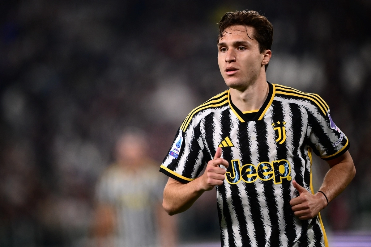 Chiesa lascia la Juventus e vola in Premier: l’ex viola riparte dal Liverpool del neo tecnico Arne Slot