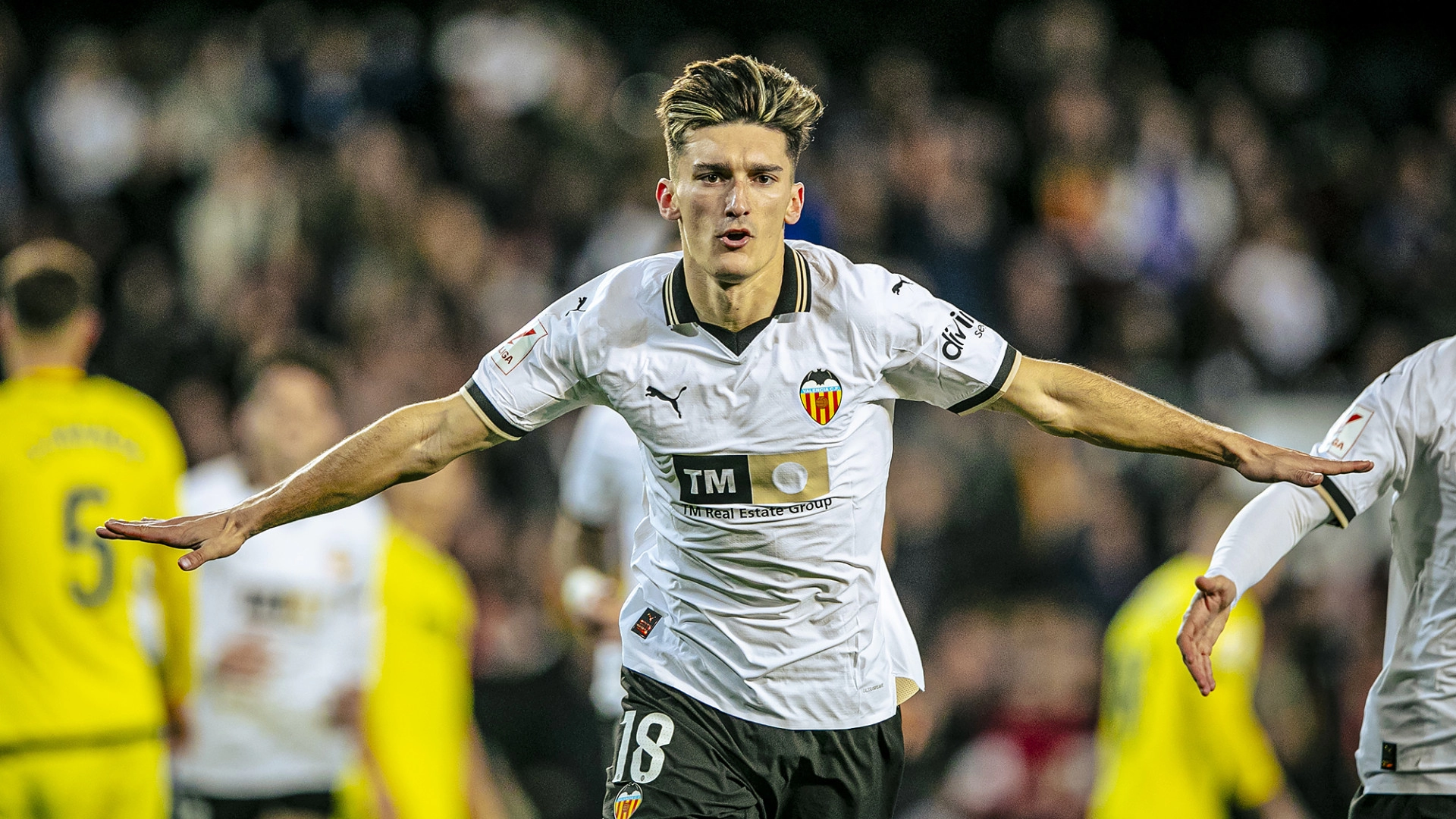 Dalla Spagna: “La Fiorentina ha inviato un offerta da 15 milioni al Valencia per Pepelu, per ora rifiutata”