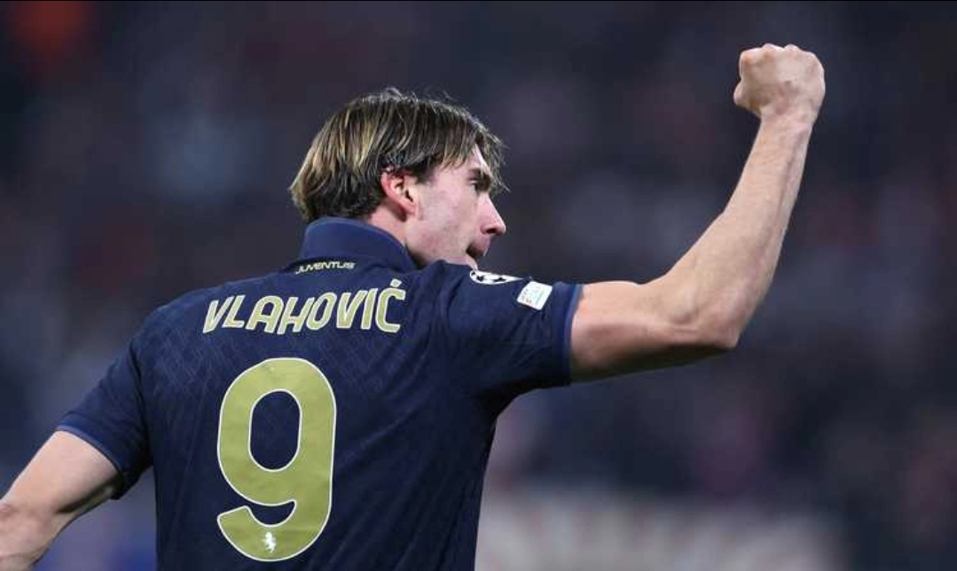 Vlahovic rifiuta il rinnovo con la Juventus e vuole andare a scadenza se non gli danno 10 milioni l’anno
