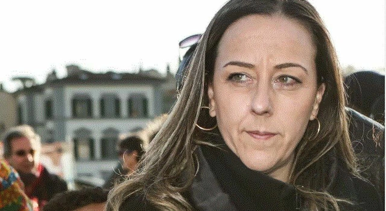 La sindaca di Firenze: “Non uscite di casa, la situazione è di massima allerta anche se in controllo”