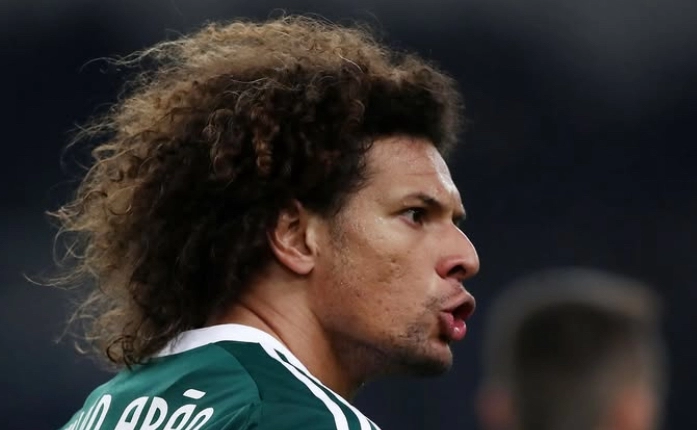 Arao: “Buon primo passo. Ma ora non perdiamo la testa, sono bastati 5 minuti per farli pareggiare”