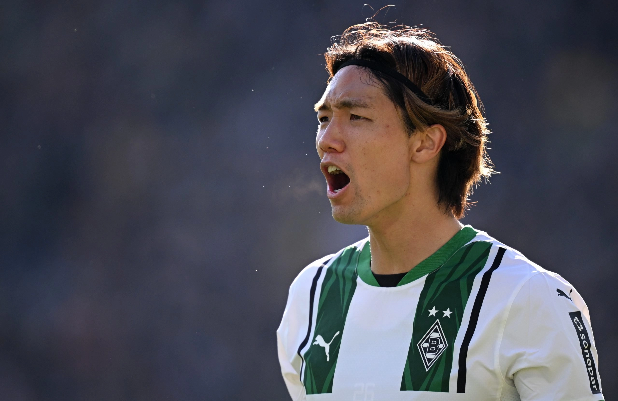 Gazzetta: “Fiorentina su Itakura ma l’Ajax è pronto a versare i 12 milioni al Monchengladbach”