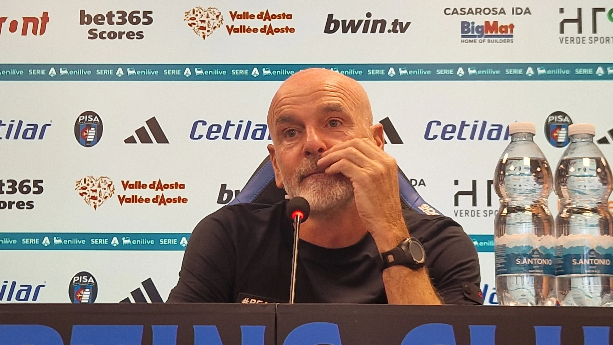 Pioli: “Manca poco per vedere la mia Fiorentina. Oggi fatto più del solito, non è problema di singoli”