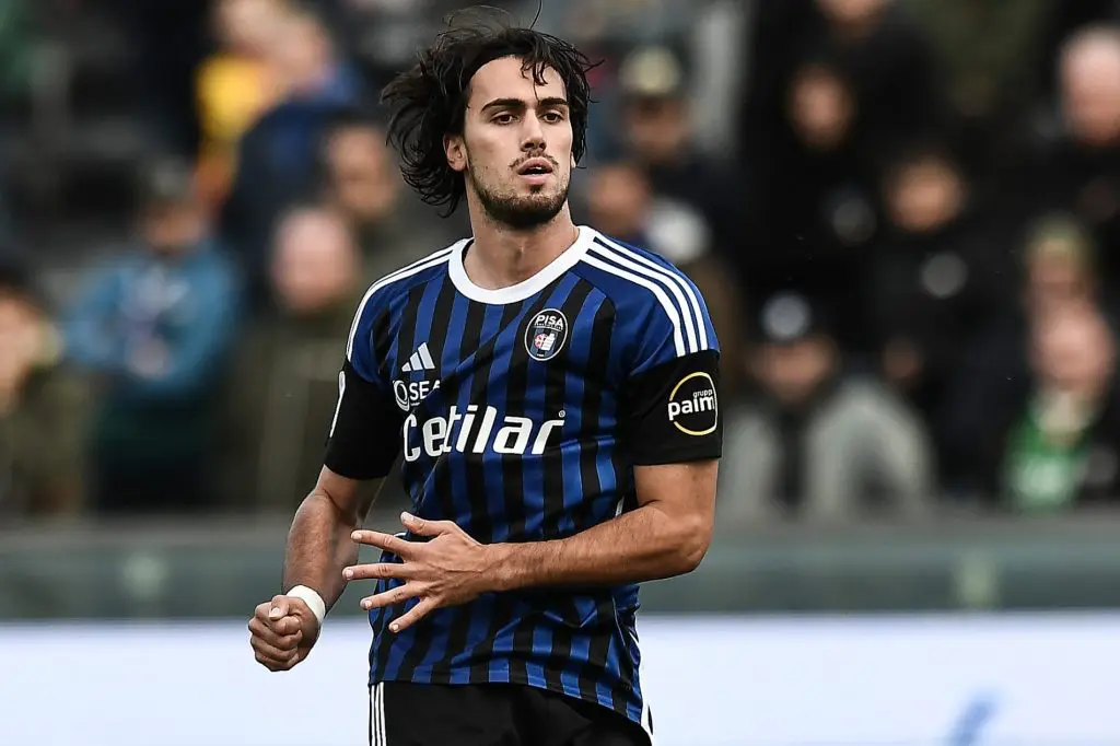 Altra tegola per Gilardino. Il difensore Esteves salterà il derby con la Fiorentina per infortunio